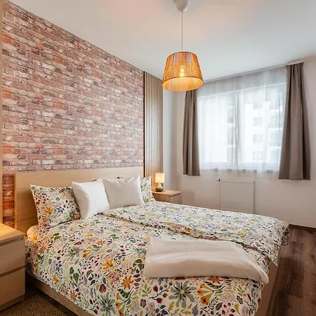 Garage-200m To Subway-prestige 08-2 Apartman